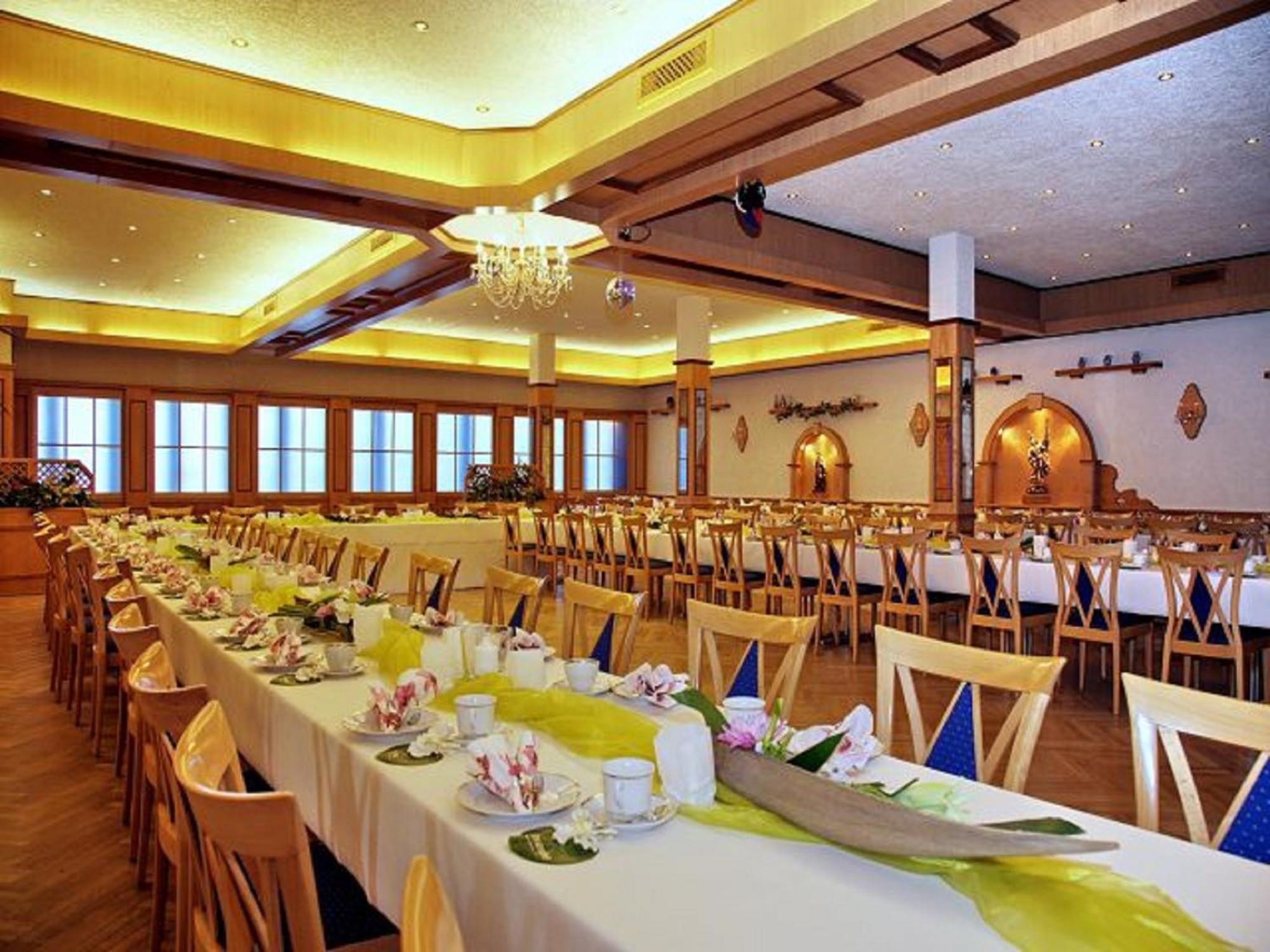 Weinhotel Goger Sand Exterior foto